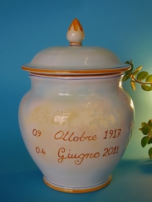 Artistic italian pottery of Albisola - Vase with date and name. Majolica